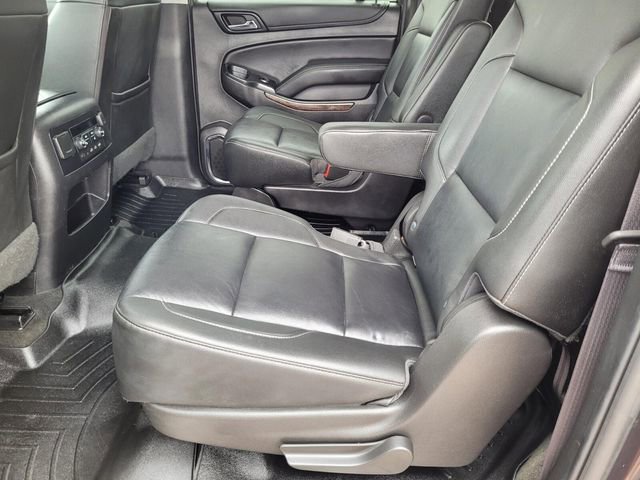 Used 2017 Chevrolet Suburban LT image 21