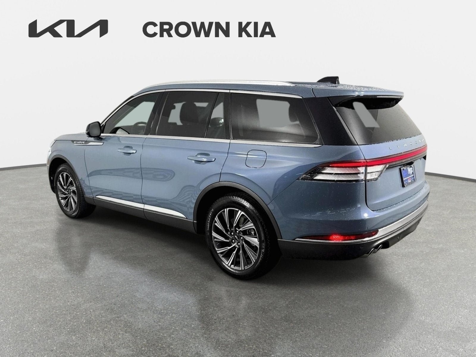 Used 2025 Lincoln Aviator AWD w/ Equipment Group 101A image 8