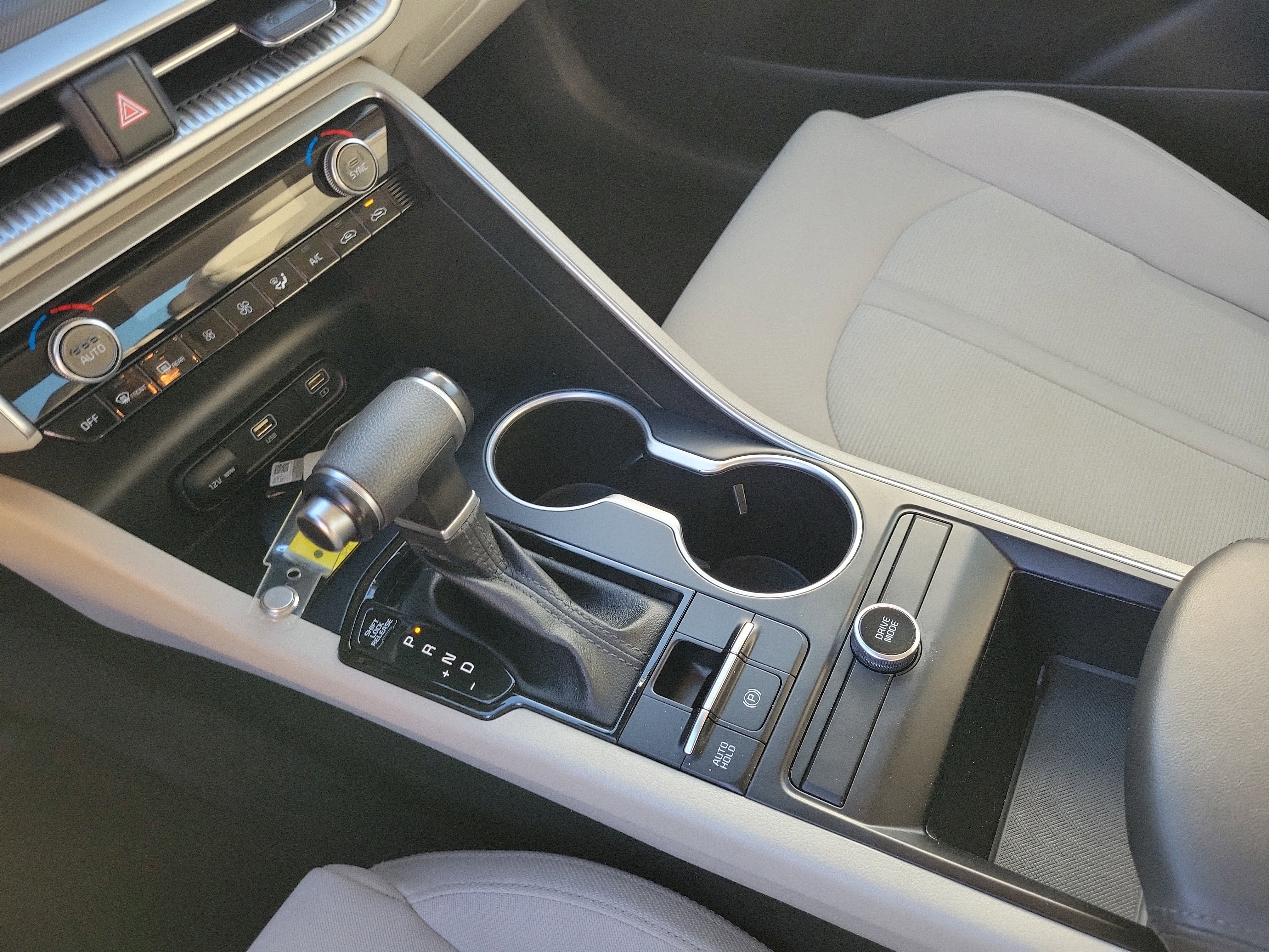 Used 2022 Kia K5 LXS FWD image 8