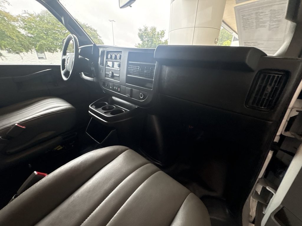 Certified 2020 GMC Savana 2500 Extended w/ Driver Convenience Package RWD image 25
