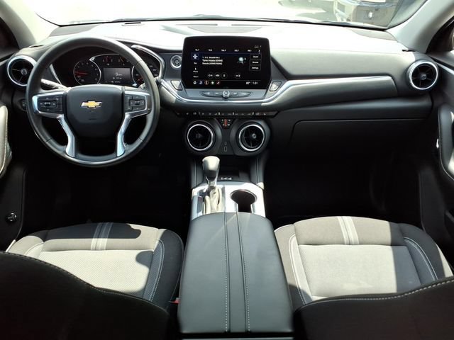 Used 2024 Chevrolet Blazer LT w/ Convenience Package AWD/4WD image 12
