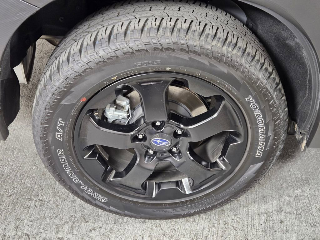 Certified 2025 Subaru Forester Wilderness w/ Convenience Package image 11