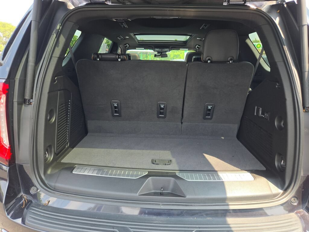 Certified 2023 GMC Yukon AT4 w/ AT4 Premium Package AWD/4WD image 20