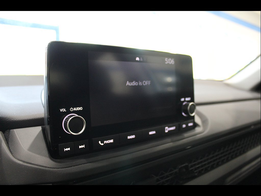 Certified 2023 Honda Accord LX image 28