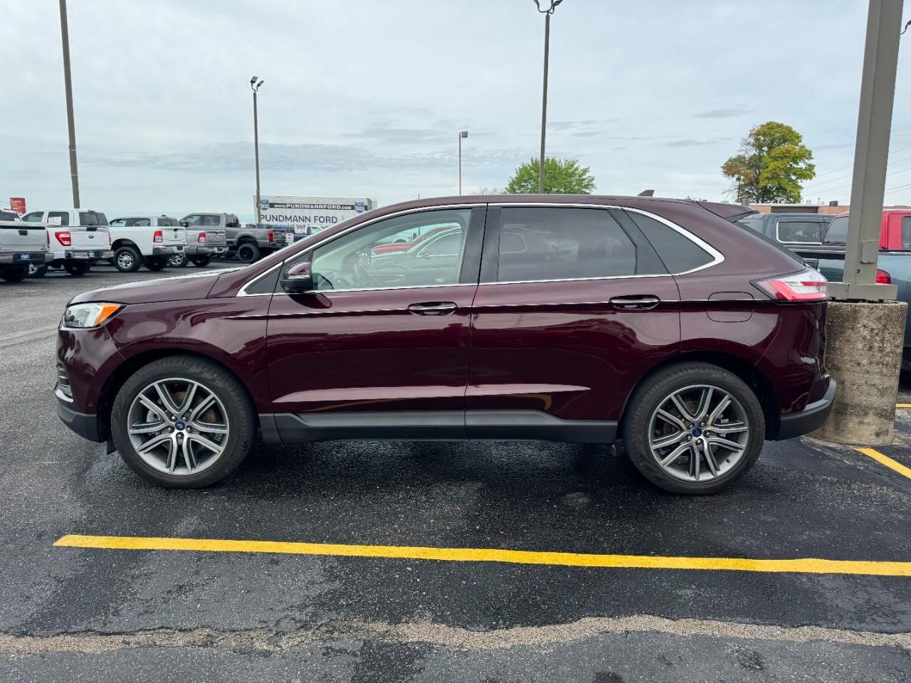 Used 2019 Ford Edge Titanium w/ Equipment Group 301A AWD/4WD image 7