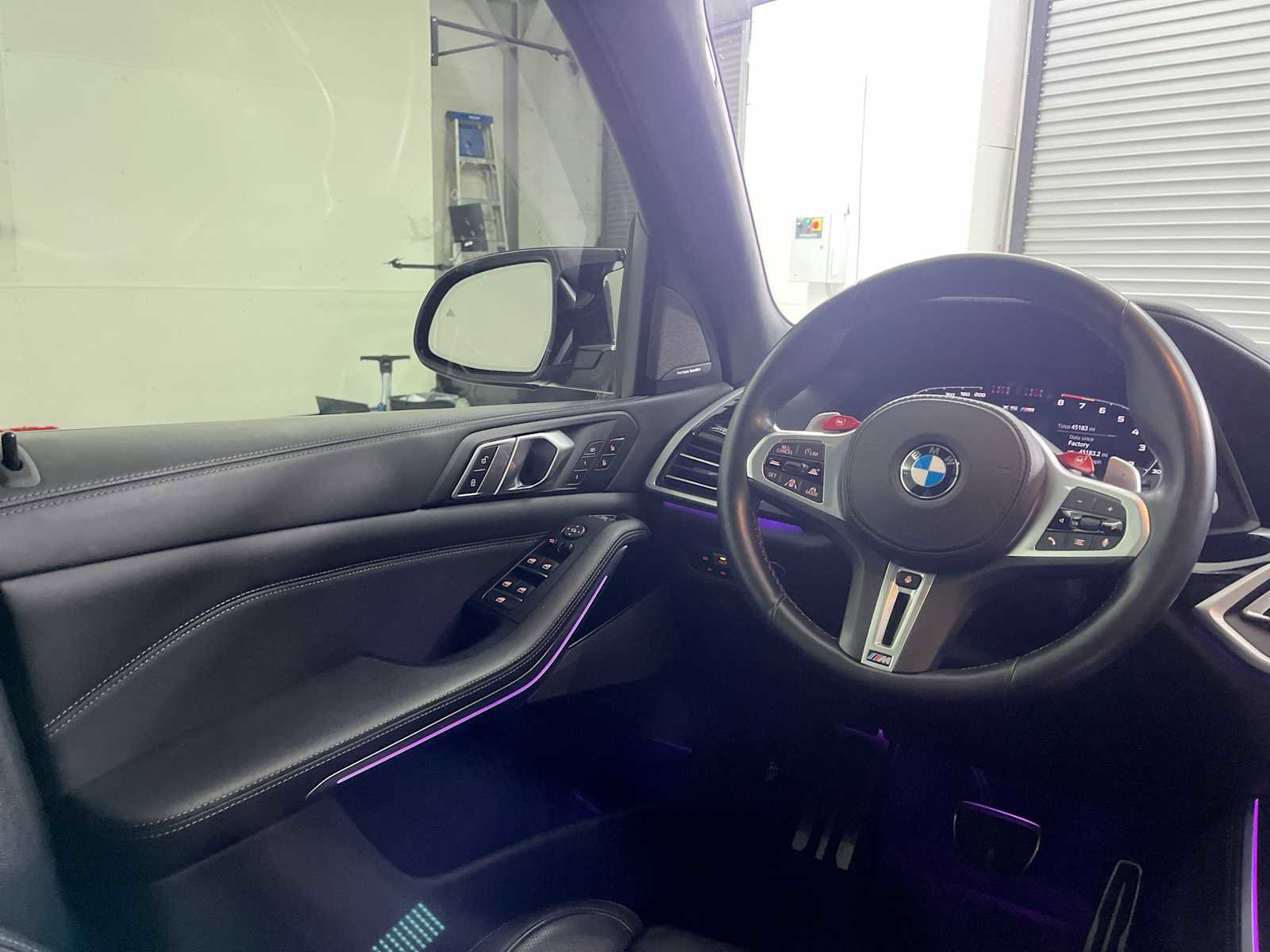 Used 2022 BMW X5 M w/ Executive Package image 15