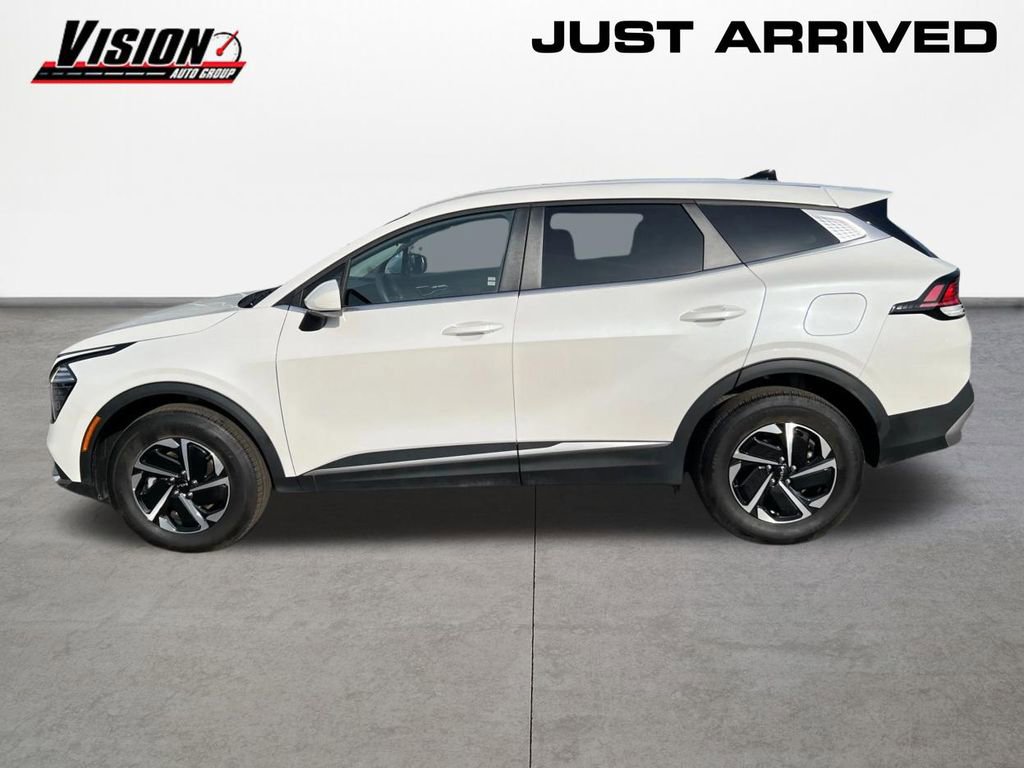Certified 2025 Kia Sportage LX image 8