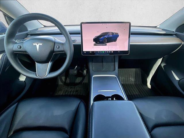 Used 2022 Tesla Model Y Long Range AWD/4WD image 16