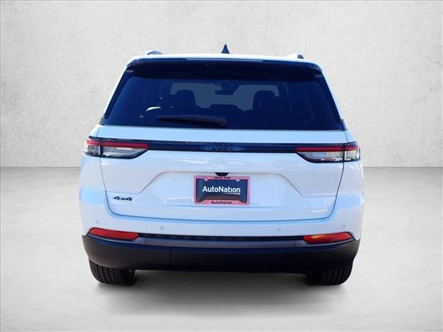 New 2026 Jeep Grand Cherokee Altitude image 3