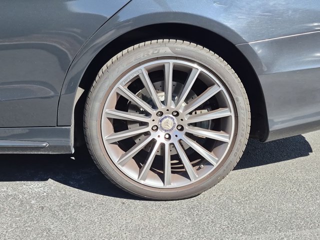 Used 2015 Mercedes-Benz S 550 Sedan image 18