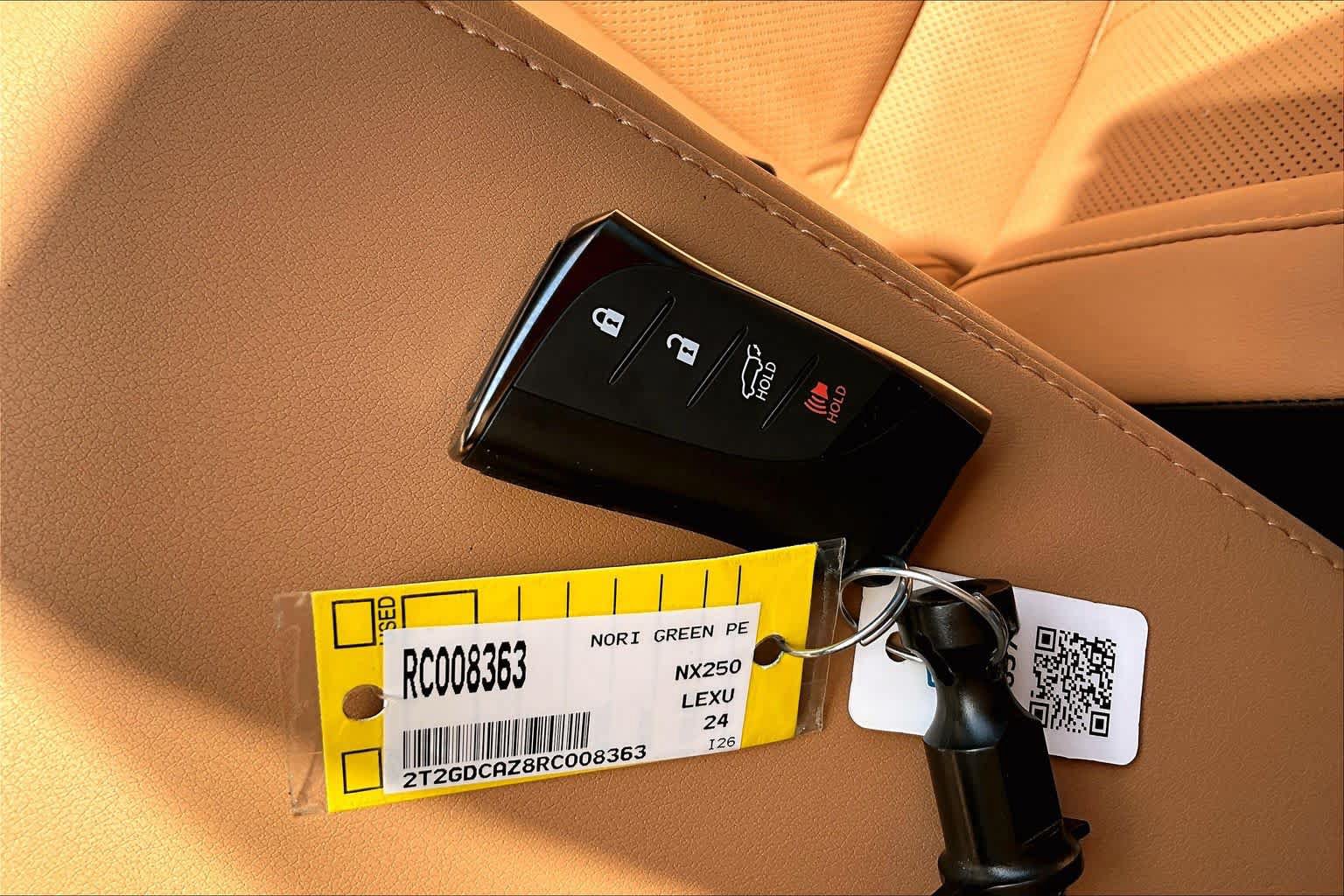 Used 2024 Lexus NX 250 FWD w/ Towing Package (2000 Lbs) image 15
