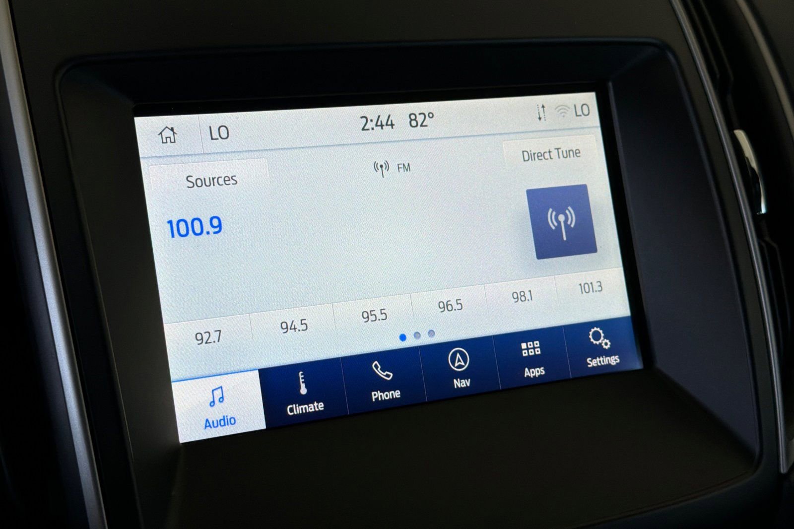 Used 2020 Ford Edge ST-Line w/ Cold Weather Package AWD/4WD image 21