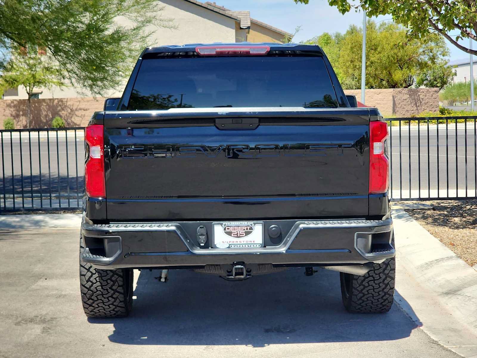 Used 2022 Chevrolet Silverado 1500 RST AWD/4WD image 7