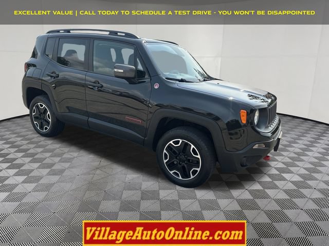 Used 2017 Jeep Renegade Trailhawk AWD/4WD image 5