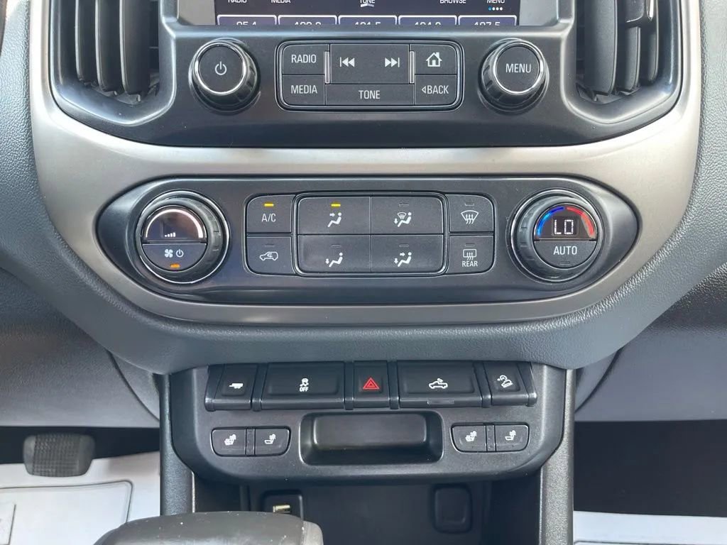 Used 2016 Chevrolet Colorado Z71 AWD/4WD image 28