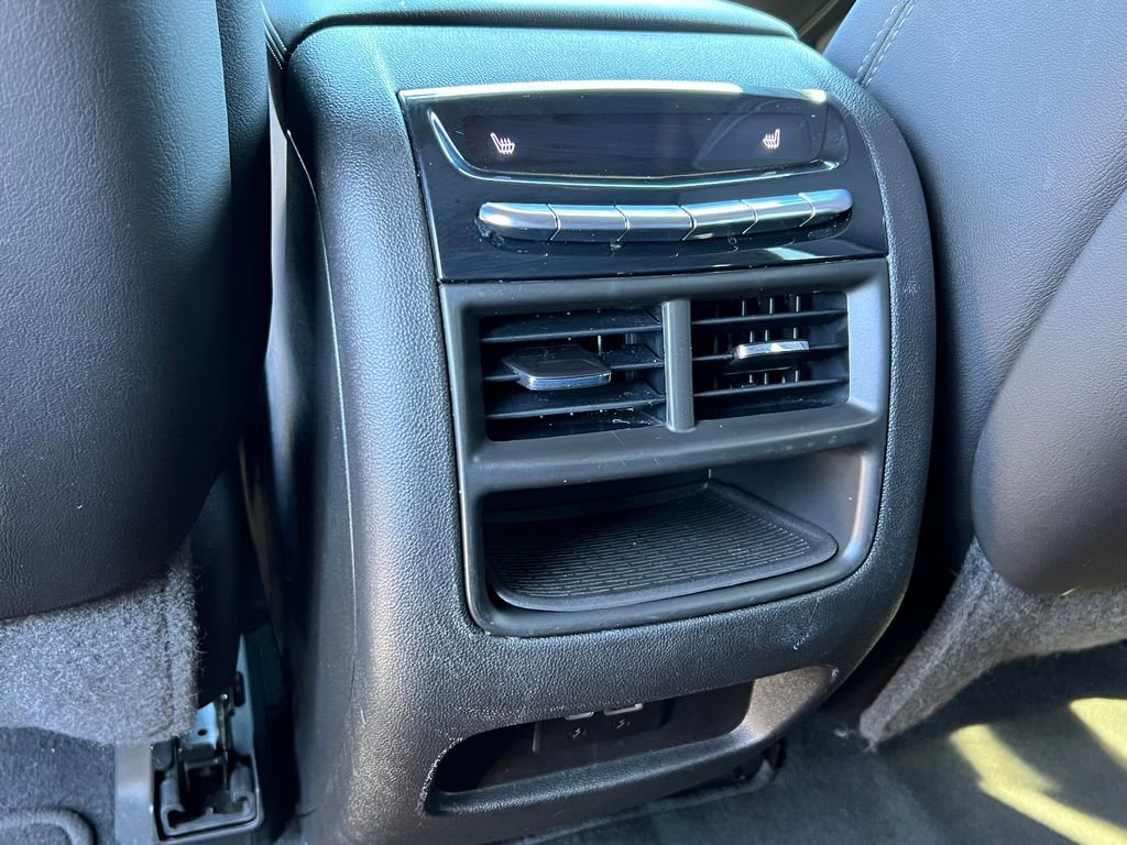 Used 2020 Cadillac XT5 Premium Luxury image 13