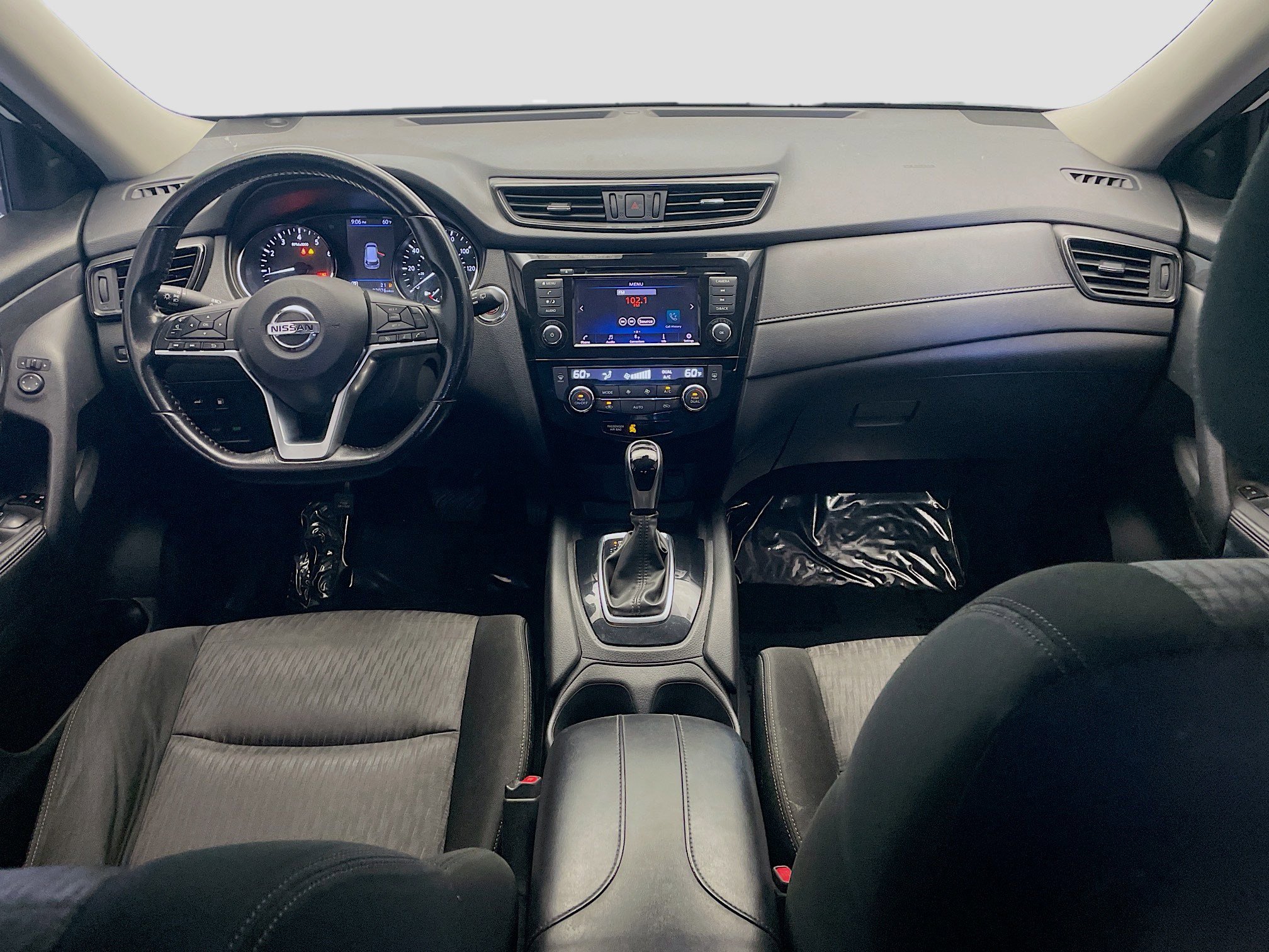 Used 2020 Nissan Rogue SV image 13