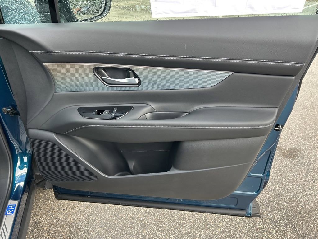 New 2025 Nissan Murano SL image 39