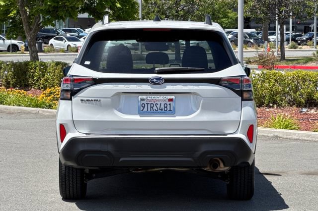 Used 2025 Subaru Forester Premium w/ Convenience Package #1 AWD/4WD image 5