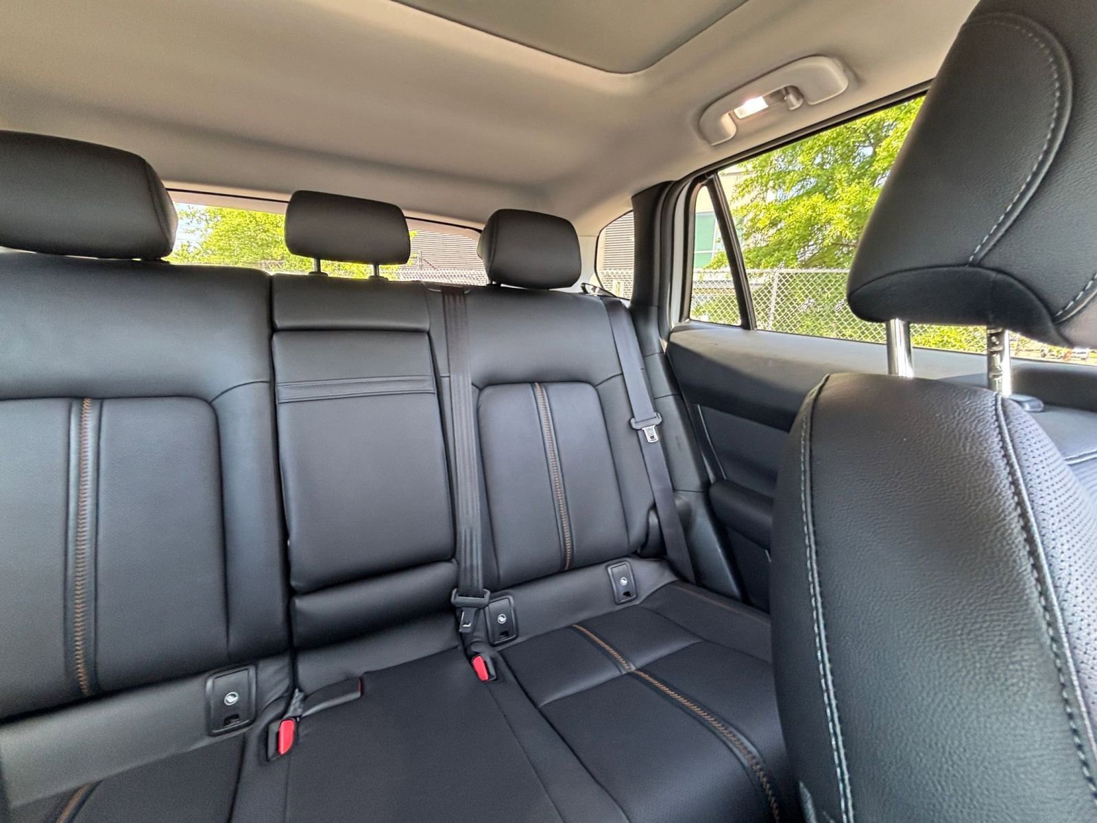 Used 2025 MAZDA CX-50 2.5 Hybrid w/ Premium Plus Pkg AWD/4WD image 39