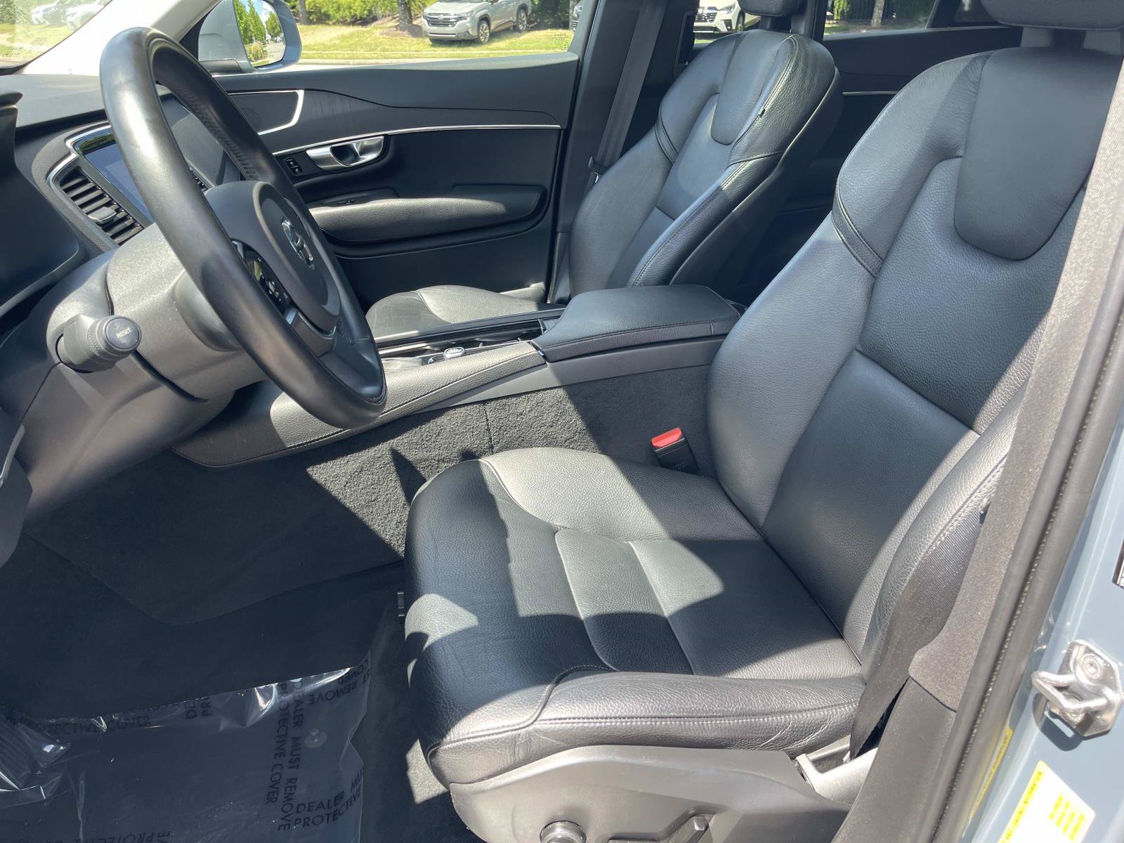 Used 2020 Volvo XC90 T6 Momentum w/ Protection Package Premier AWD/4WD image 19