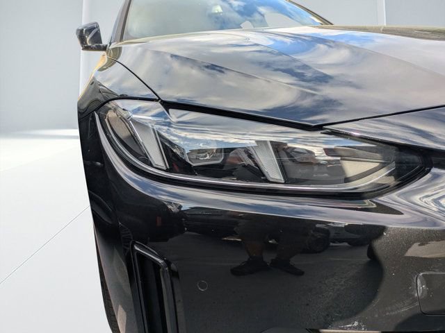 Used 2025 BMW i4 eDrive40 w/ Parking Assistance Package image 7