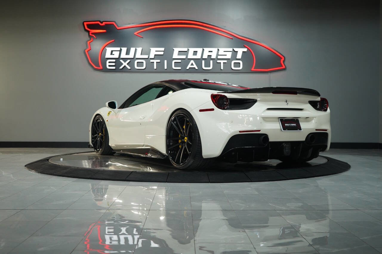 Used 2017 Ferrari 488 GTB image 9