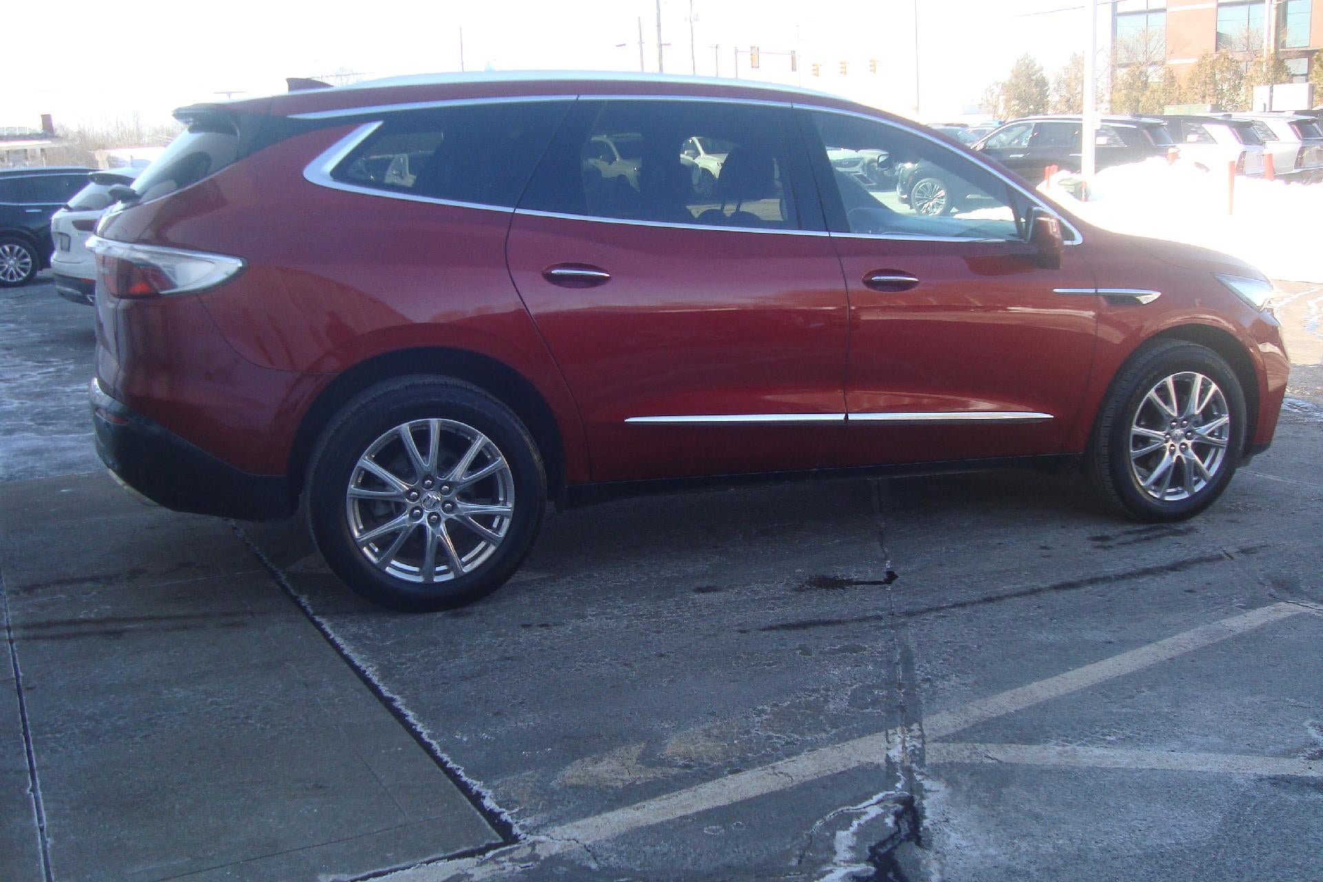 Certified 2023 Buick Enclave Essence w/ Experience Buick Package AWD/4WD image 4