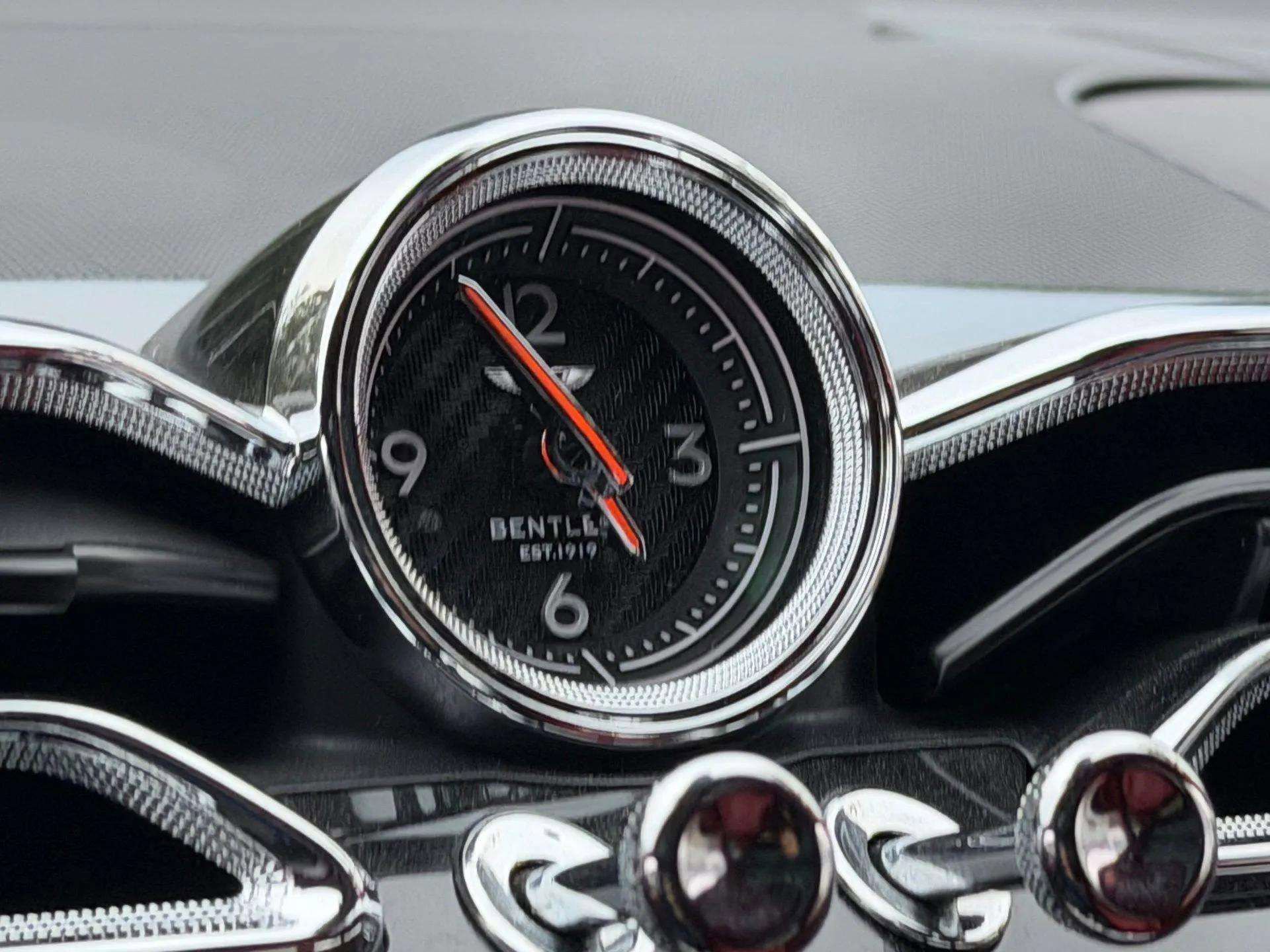 Certified 2022 Bentley Bentayga image 45