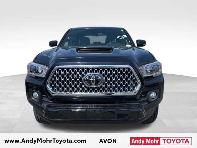 Used 2019 Toyota Tacoma TRD Sport AWD/4WD image 2