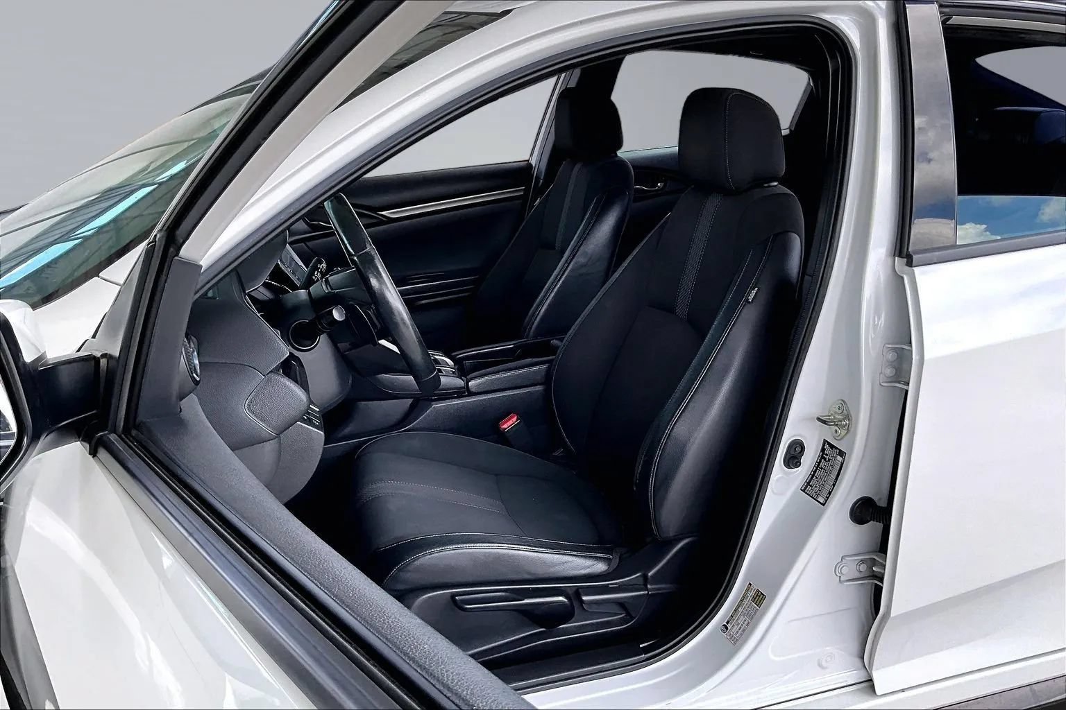 Used 2021 Honda Civic Sport image 18