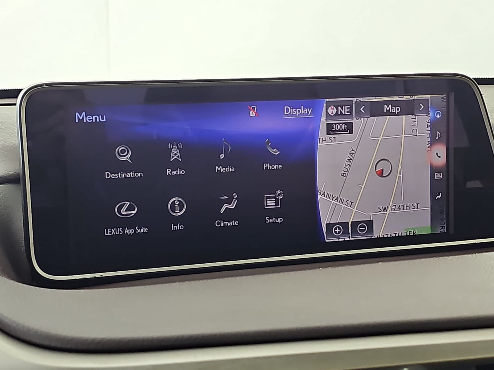 Used 2017 Lexus RX 350 FWD w/ Premium Package image 21