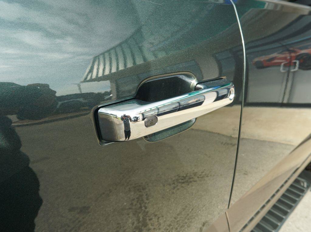 Used 2021 Ford F150 Lariat AWD/4WD image 9