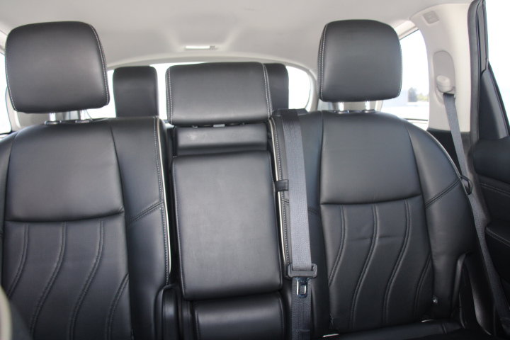 Used 2016 INFINITI QX60 Luxe w/ Premium Plus Package AWD/4WD image 24