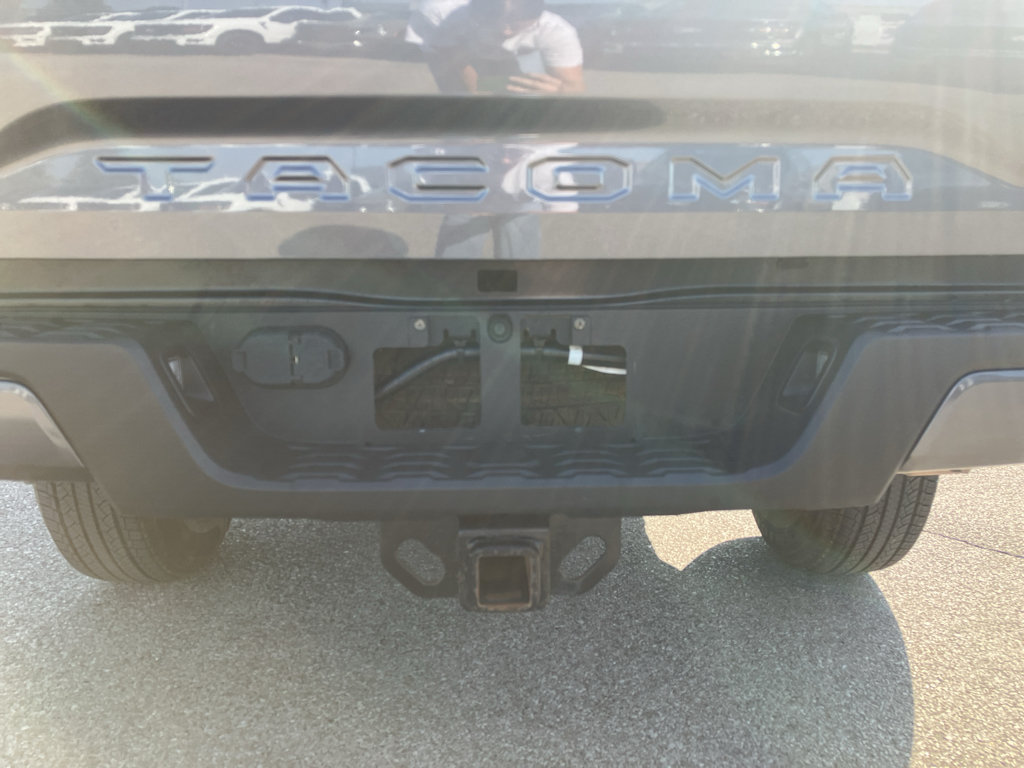 Used 2019 Toyota Tacoma SR w/ SX Package RWD image 26