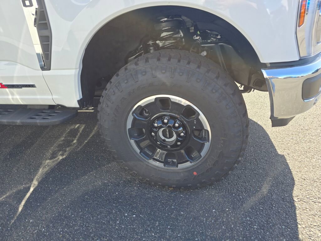 New 2026 Ford F350 Lariat image 4