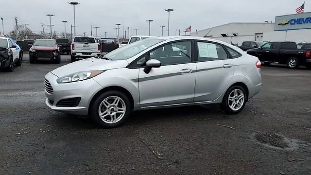 Used 2018 Ford Fiesta SE image 4