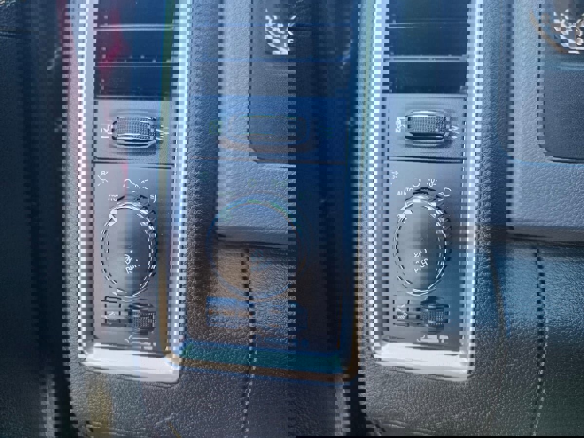 Used 2015 RAM 1500 Big Horn image 12