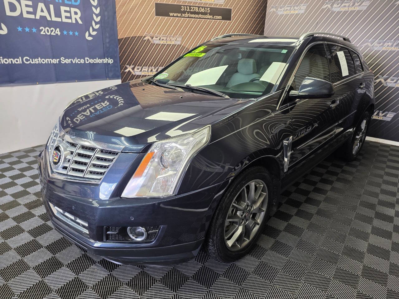 Used 2016 Cadillac SRX Premium FWD image 1