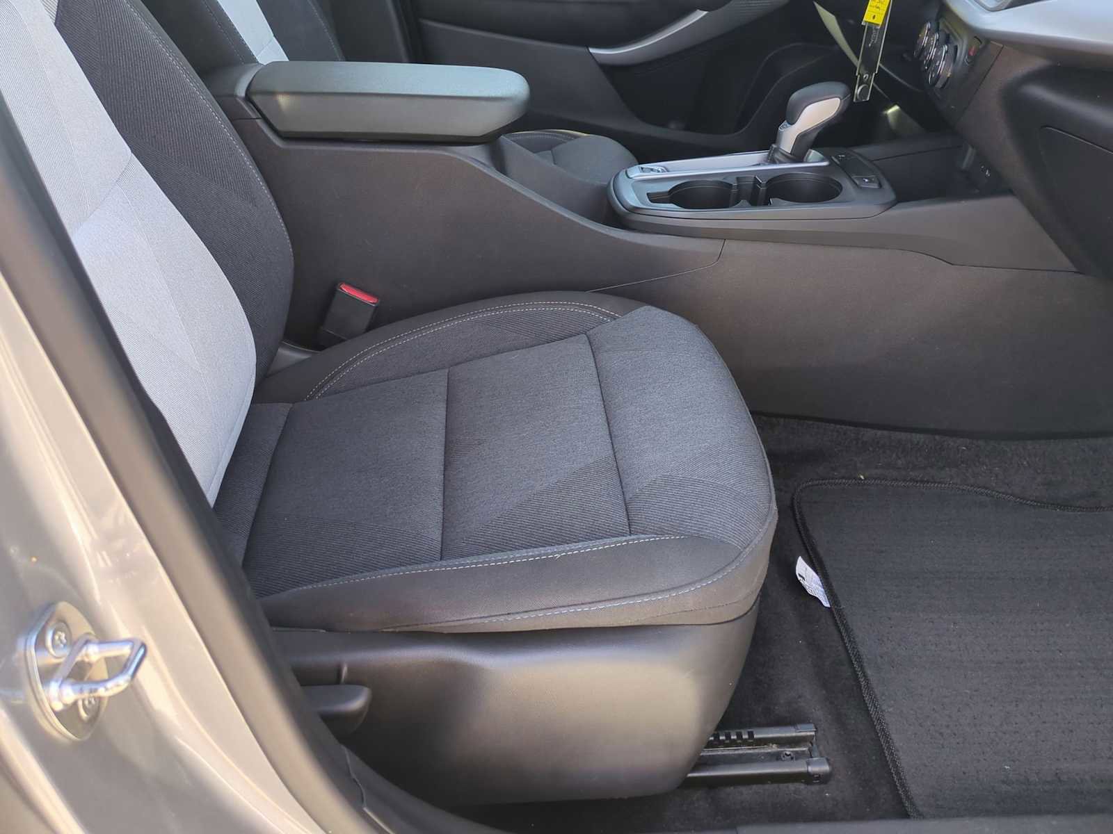 Used 2024 Chevrolet Trax LS image 27