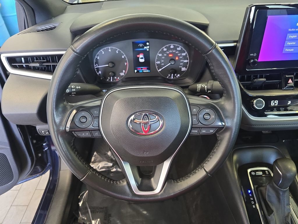 Used 2024 Toyota Corolla SE w/ SE Premium Package FWD image 18