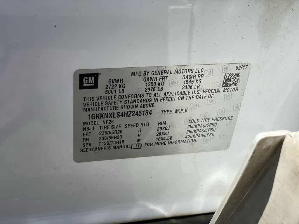 Used 2017 GMC Acadia Denali w/ Technology Package AWD/4WD image 29
