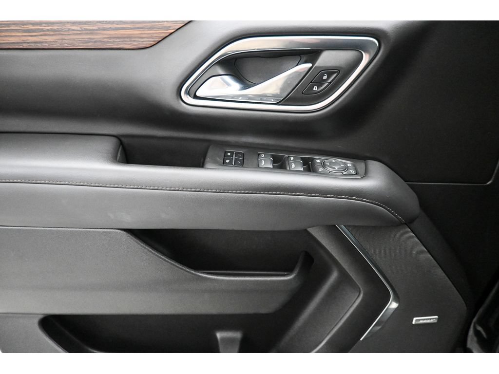 Used 2023 Chevrolet Tahoe High Country AWD/4WD image 10