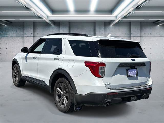 Used 2023 Ford Explorer XLT w/ Equipment Group 202A AWD/4WD image 27