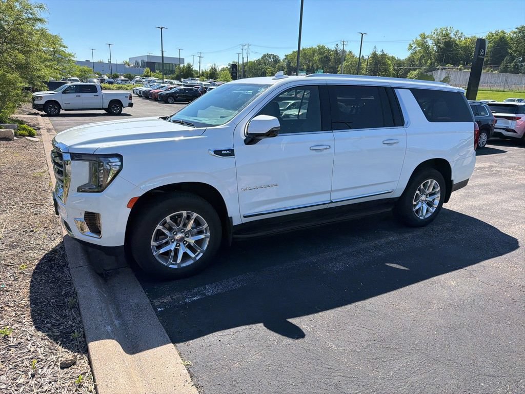 Used 2024 GMC Yukon XL SLT w/ SLT Luxury Package AWD/4WD video 1