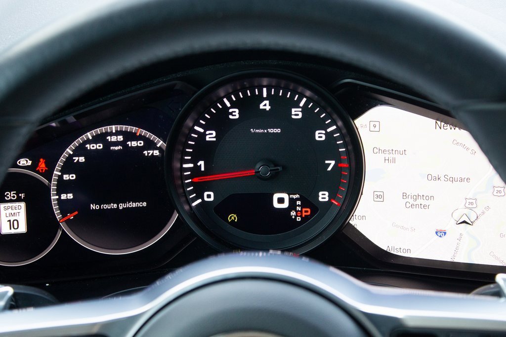 Used 2023 Porsche Cayenne image 15