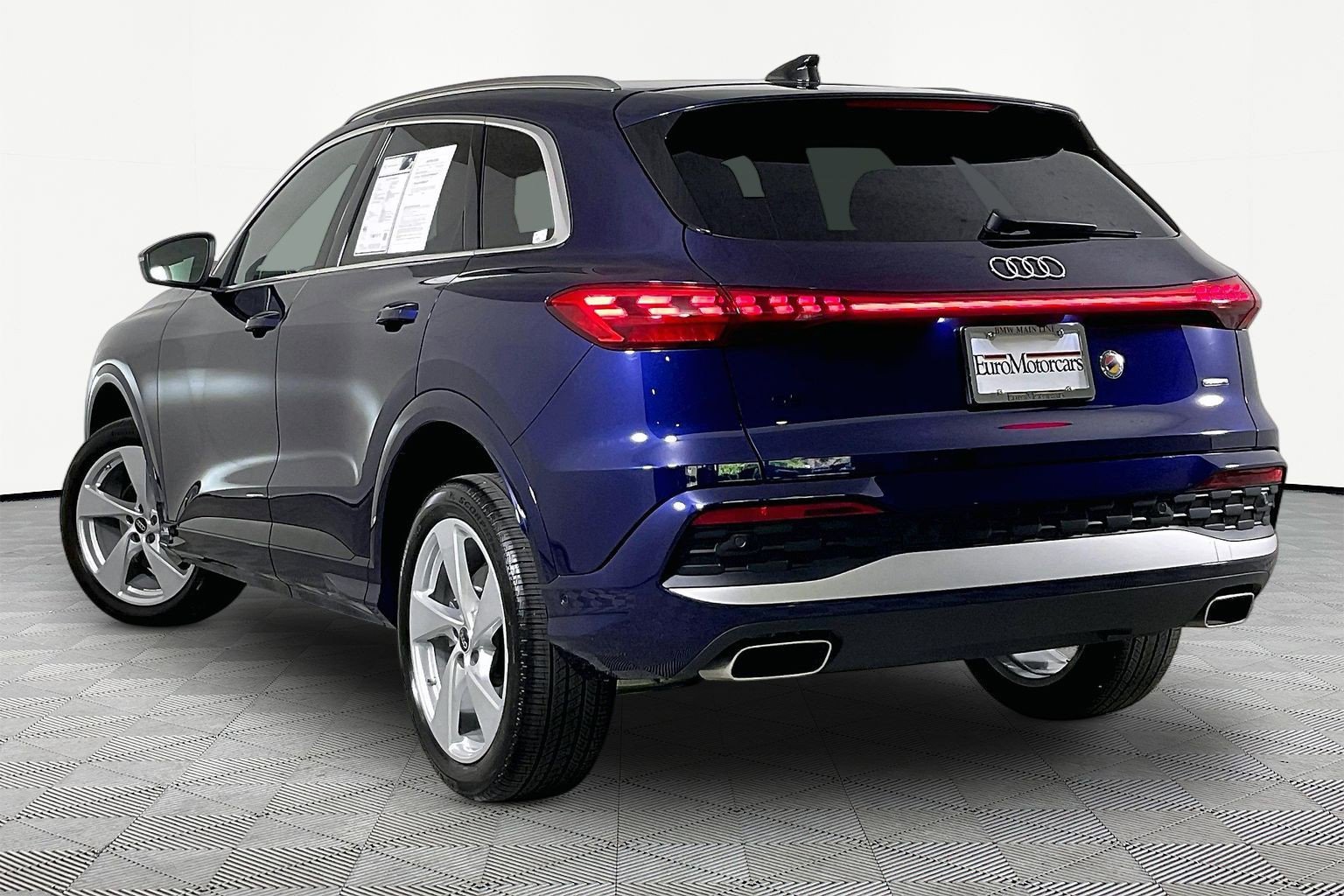 Used 2025 Audi Q5 Premium Plus AWD/4WD image 5