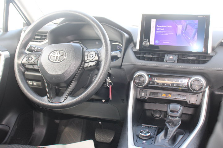 Certified 2024 Toyota RAV4 LE AWD/4WD image 22