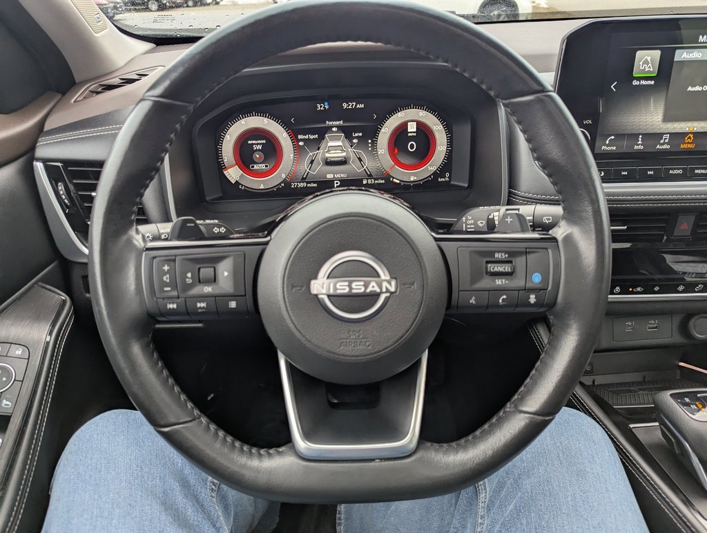 Used 2023 Nissan Rogue Platinum image 25