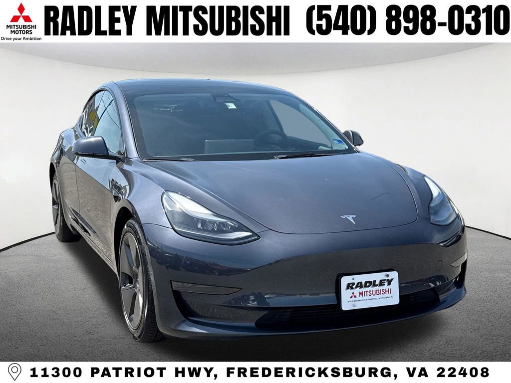 Used 2023 Tesla Model 3 Standard Range image 19